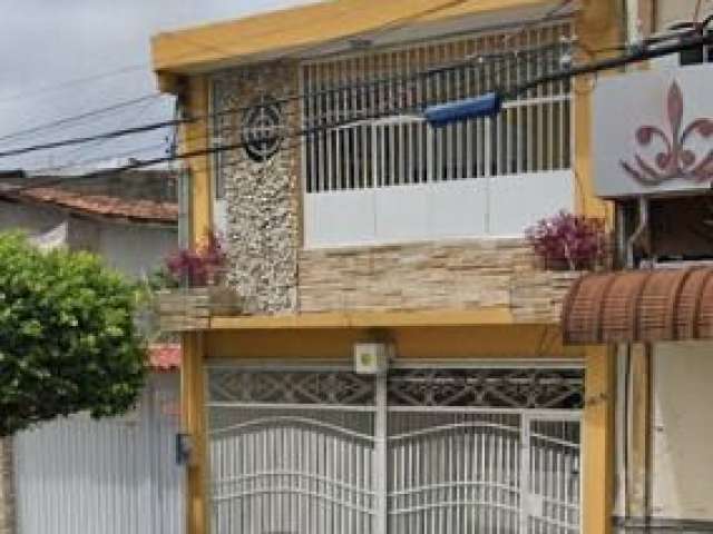 Casa para venda ou locação - em dois pavimentos