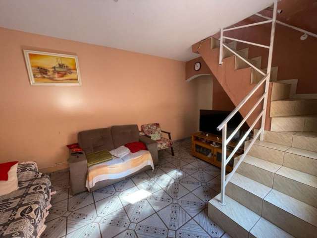 Casa 3 quartos 2 vagas + edícula com 2 cômodos- Carapicuíba.