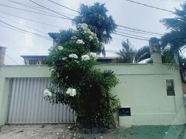 Casa em condomínio fechado com 3 quartos à venda na Travessa Encontro das Árvores, 100, Jardim Placaford, Salvador, 225 m2 por R$ 500.000