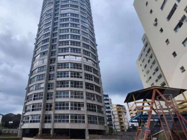 Apartamento na Barra com 3 quartos e 1 suíte para venda amplo andar alto no edifício Módulo