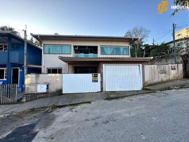 Casa para Venda no bairro Conde Vila Verde em Camboriú, 5 quartos, 3 vagas, 228 m² de área total,