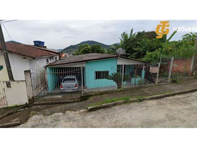 Casa para Venda no bairro Monte Alegre em Camboriú, 3 quartos sendo 1 suíte, 114 m² privativos,