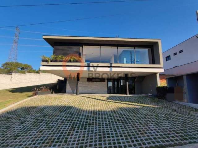 Luxuosa casa em condomínio à venda em Mogi das Cruzes-SP, bairro Cézar de Souza: 4 quartos, 4 suítes, 2 salas, 5 banheiros, 4 vagas de garagem, 242m².