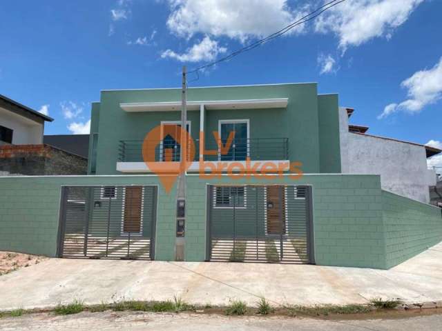 Casa à venda em Mogi das Cruzes-SP: 3 quartos, 2 salas, 2 banheiros, 2 vagas, 74m² na Vila Moraes. Confira!