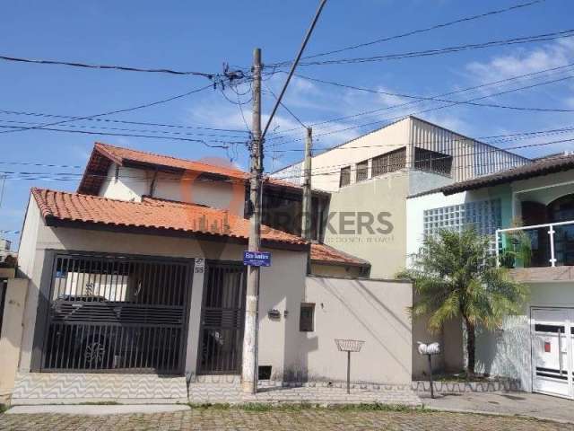 Imperdível oportunidade: Casa à venda em Suzano-SP, Vila Bela Vista, com 5 quartos, 1 suíte, 2 salas, 3 banheiros e 223,88m²!