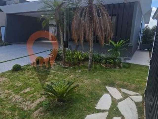 Casa de Luxo em Condomínio no Condominio Granja Anita - Mogi das Cruzes-SP: 3 Quartos, 3 Suítes, 2 Salas, 5 Banheiros, 4 Vagas, 180m²