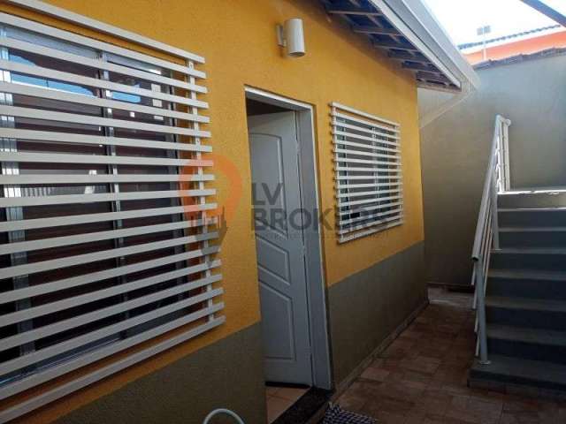 Casa à venda em Mogi das Cruzes-SP, Alto Ipiranga: 2 quartos, 1 suíte, 2 salas, 2 banheiros, 2 vagas de garagem, 150m².