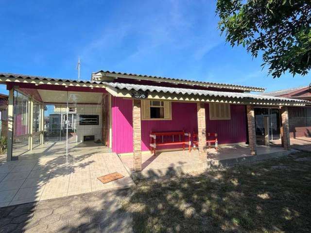 Casa na praia em região de moradores!