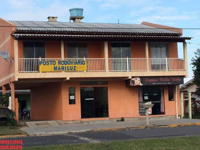 Prédio comercial em avenida principal de Mariluz!