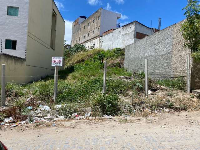 Terreno à venda ao lado do Caruaru shopping com 275 m2