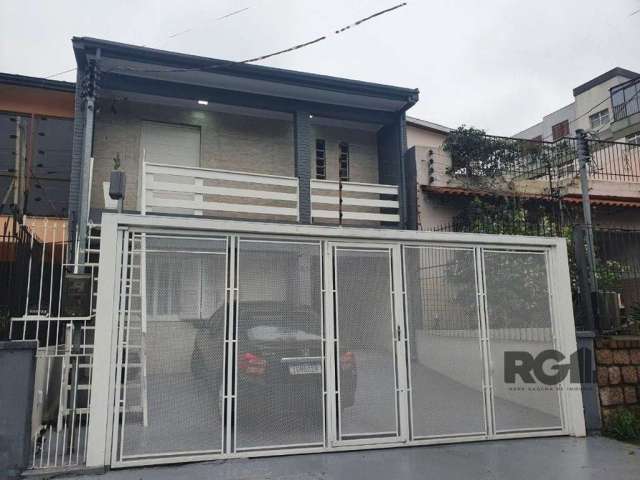 Casa com 3 quartos para alugar na Rua Damasco, 46, Azenha, Porto Alegre por R$ 6.000