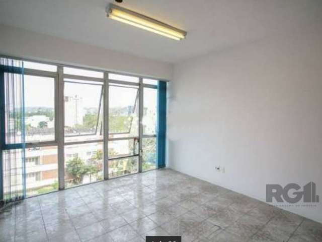 Sala comercial para alugar na Avenida Protásio Alves, 3504, Petrópolis, Porto Alegre por R$ 1.000