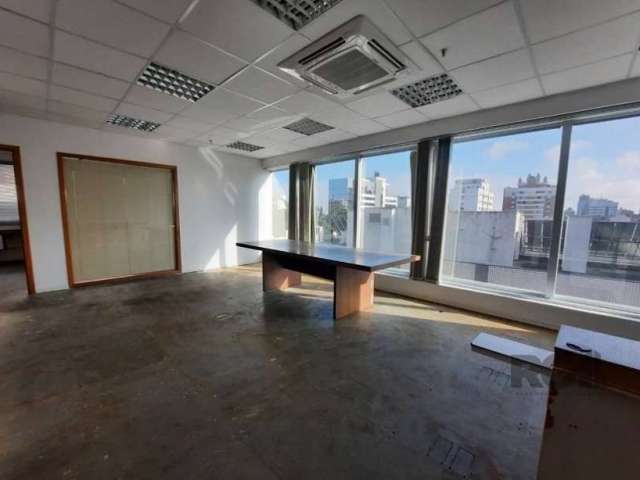 Sala comercial para alugar na Rua Furriel Luiz Antônio de Vargas, 250, Bela Vista, Porto Alegre por R$ 8.800