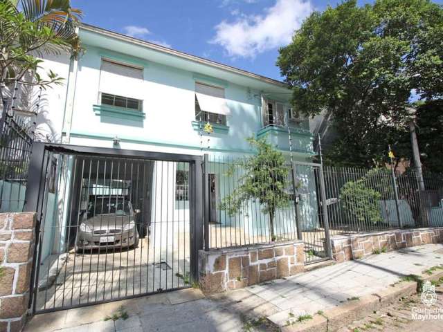 Casa com 4 quartos para alugar na Rua Xavier Ferreira, 113, Auxiliadora, Porto Alegre por R$ 6.600