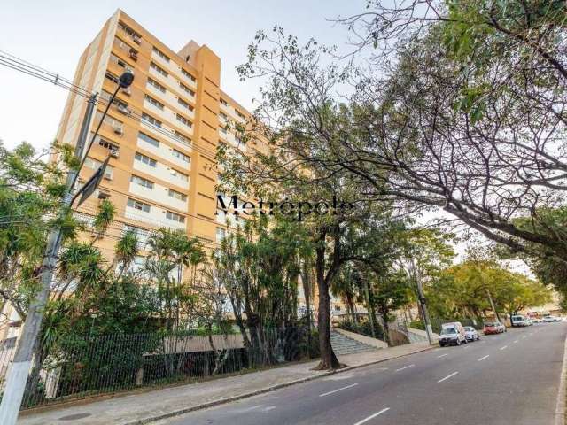 Apartamento com 3 quartos para alugar na Rua Professor Cristiano Fischer, 99, Petrópolis, Porto Alegre por R$ 2.900