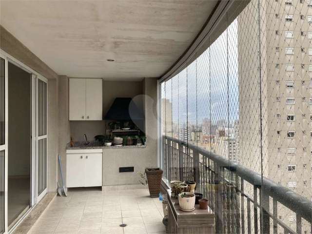 Apartamento com 3 quartos à venda em Bela Vista - SP