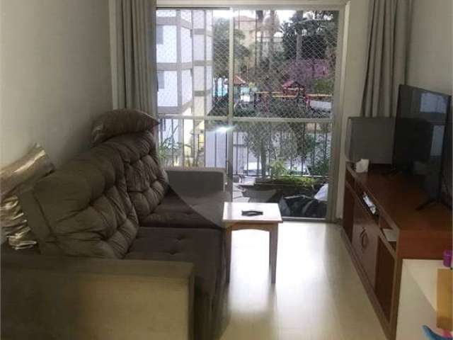 Apartamento com 3 quartos à venda em Vila Sônia - SP