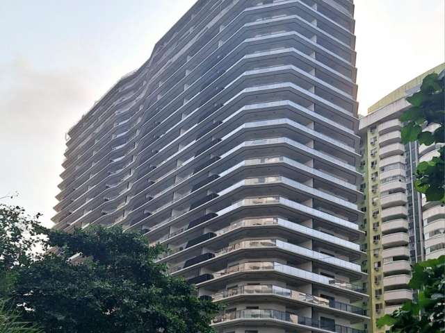 Apartamento de 2 quartos sendo uma suíte Recreio Shopping