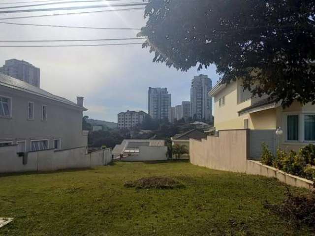 Lote lindo à venda no Residencial Alphaville Plus