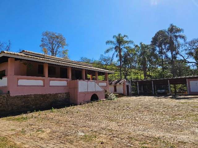 Sitio 17 Alq com Casa Centenária em Piracaia-SP