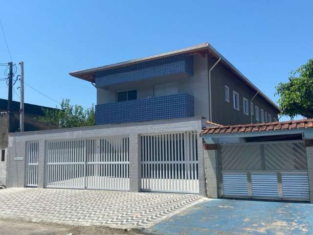 Casa de Condomínio Sobreposta com 44,89m² a venda no bairro da Vila Sonia, em Praia Grande/SP - 2 quartos e 1 vaga de garagem