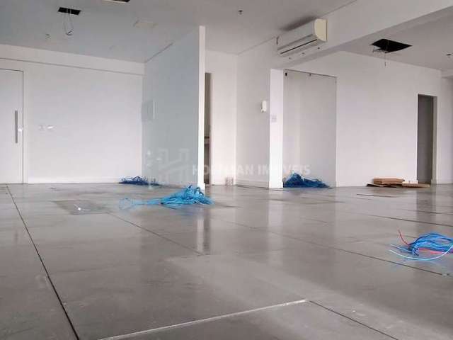 Sala comercial com 51,60m² próximo ao Park Shopping São Caetano.