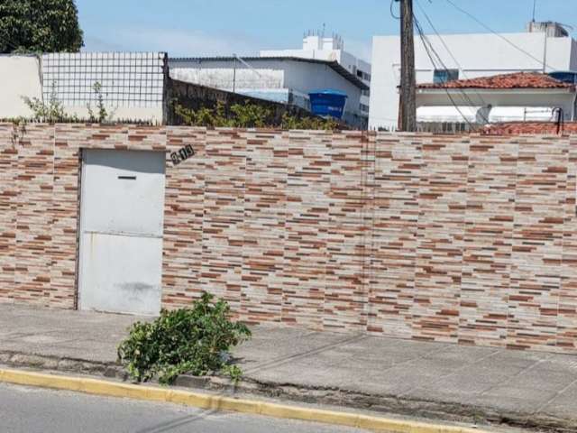 Vendo casa próximo ao supermercado extra de candeias.  81.99990-8717