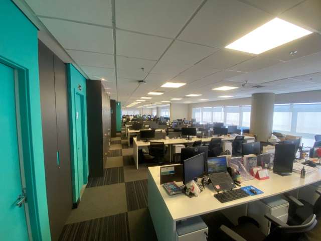 Sala comercial de 306 metros mobiliada - Moema