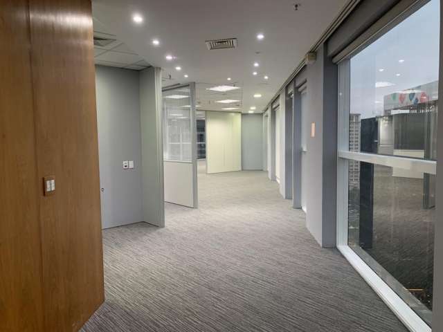 Sala comercial de 374 metros Vila Olimpia