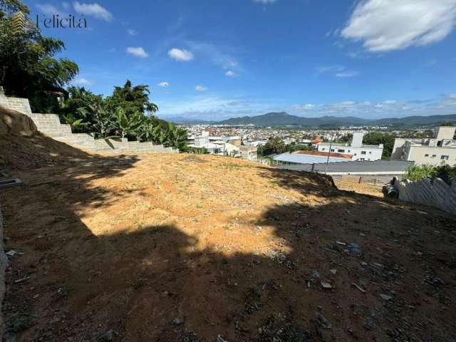 Terreno em condomínio fechado à venda na Rua José Wilson Francisco, 1, Forquilhinhas, São José por R$ 600.000