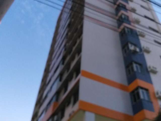 Apartamento com 3 quartos, 2 suítes no Cocó