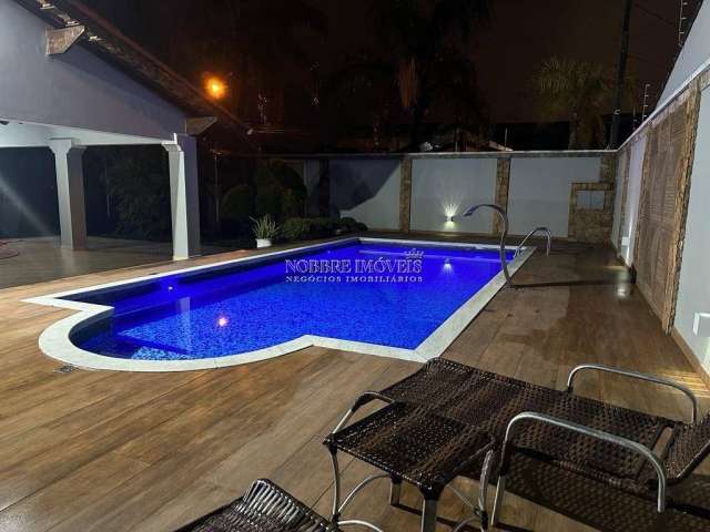 Linda Casa sendo ela 3 Dormitórios, Piscina, Espaço Gourmet na Cidade de Praia Grande