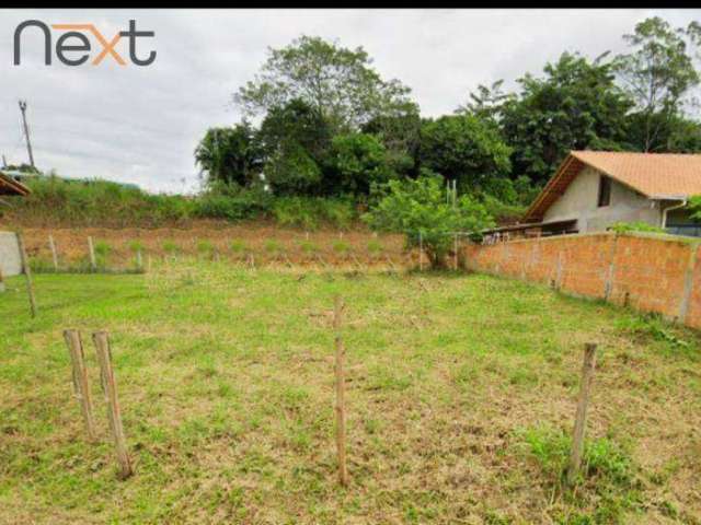 Terreno à Venda no Centro de Penha