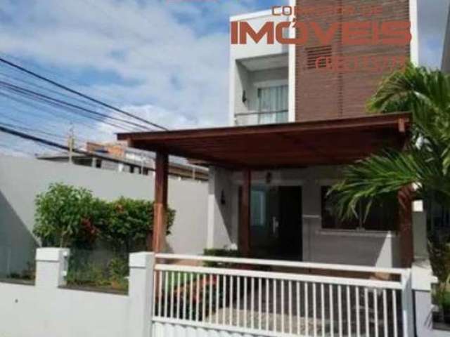 Casa com 3 quartos à venda no Ipitanga, Lauro de Freitas  por R$ 580.000