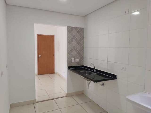 Apartamento com 2 dormitórios à venda, 62 m² por R$ 235.100,00 - Vila Massucheto - Americana/SP