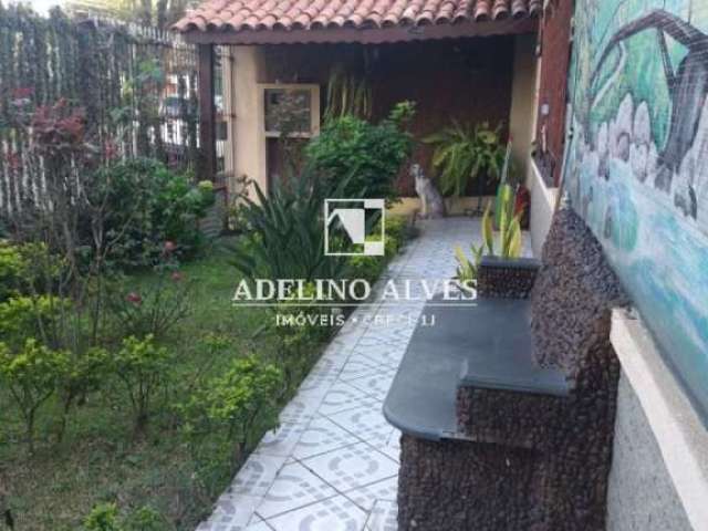 Vendo Casa comercial de esquina, 190m2 no Campo Belo!