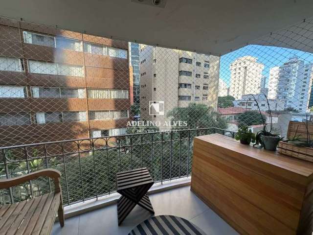 Vendo apartamento Itaim Bibi com 2 dormis, 2 vagas, varanda, Mobiliado