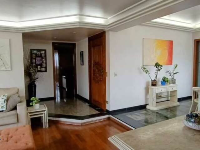 Apartamento a venda no Jardim da Saúde, com 4 dormitórios.