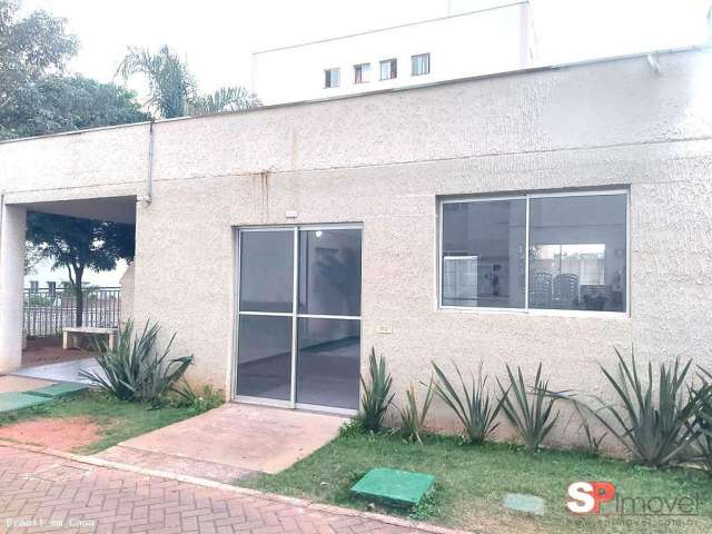 Apartamento para Venda em São Paulo, Guainases, 2 dormitórios, 1 banheiro