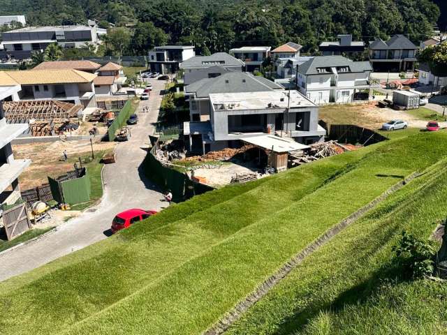 Terreno Condomínio Riverside com projeto de casa com 2 pavimentos aprovado para execução!