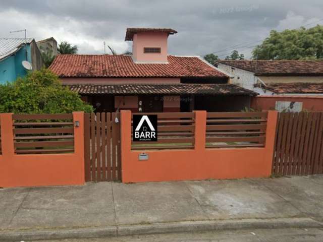 Linda Casa com 4qts e piscina em Cidade Praiana