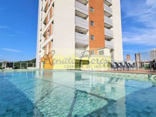 Apartamento com vista mar na belíssima Praia Brava.