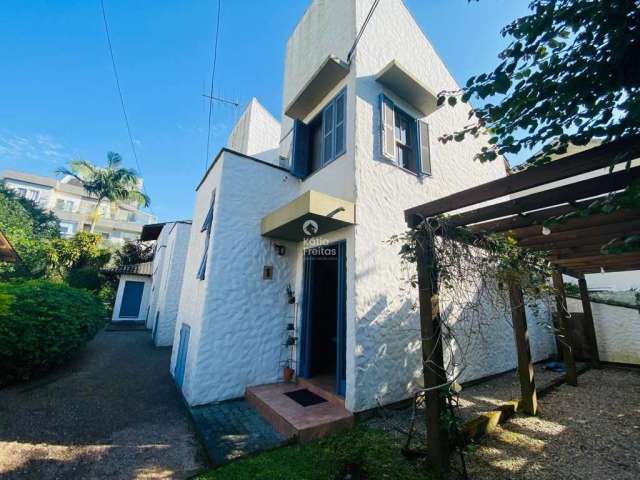 Casa em condomínio fechado com 2 quartos à venda na Rua dos Polvos, 512, Jurerê, Florianópolis por R$ 1.350.000