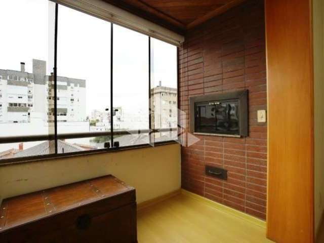 Apartamento com duas suítes e churrasqueira no Menino Deus