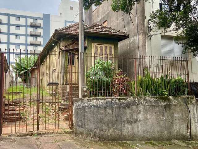 Terreno na rua Mariland, Bairro Mont Serrat