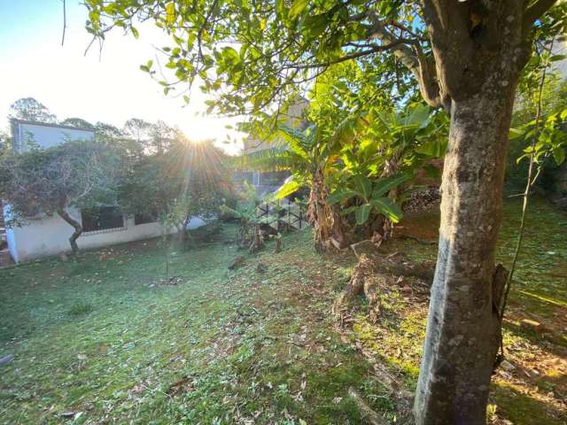 Amplo terreno no bairro chácaras das pedras