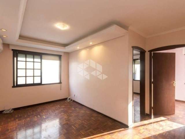 Apartamento de 2 dormitórios no bairro São João em Porto Alegre-RS!