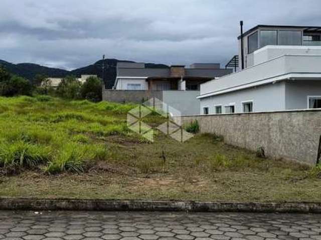 Terreno a venda com 350 m² no bairro areias de baixo - governador celso ramos no valor de r$ 235.000,00