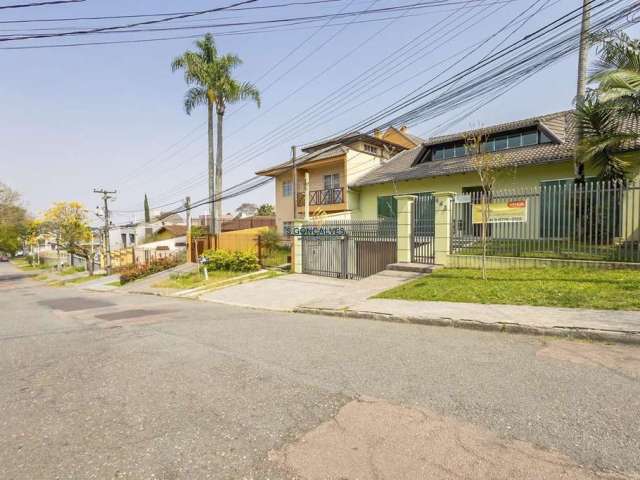 Casa para Venda em Curitiba, Ahú, 4 dormitórios, 2 suítes, 5 banheiros, 4 vagas