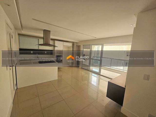 Apartamento 65 m2 com varandão, 2/4 em Alphaville I, Salvador - BA